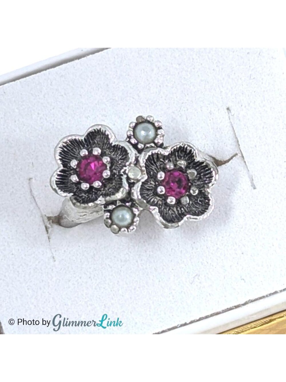 Vintage Avon 1974 “Rosegay” Silver Tone Floral Ring – Pink Stones & Faux Pearls,